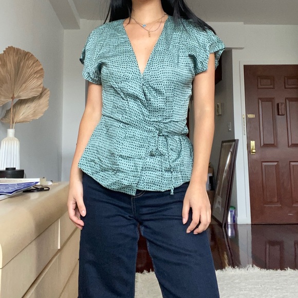 & Other Stories green and navy printed wrap blouse. - Picture 4 of 4